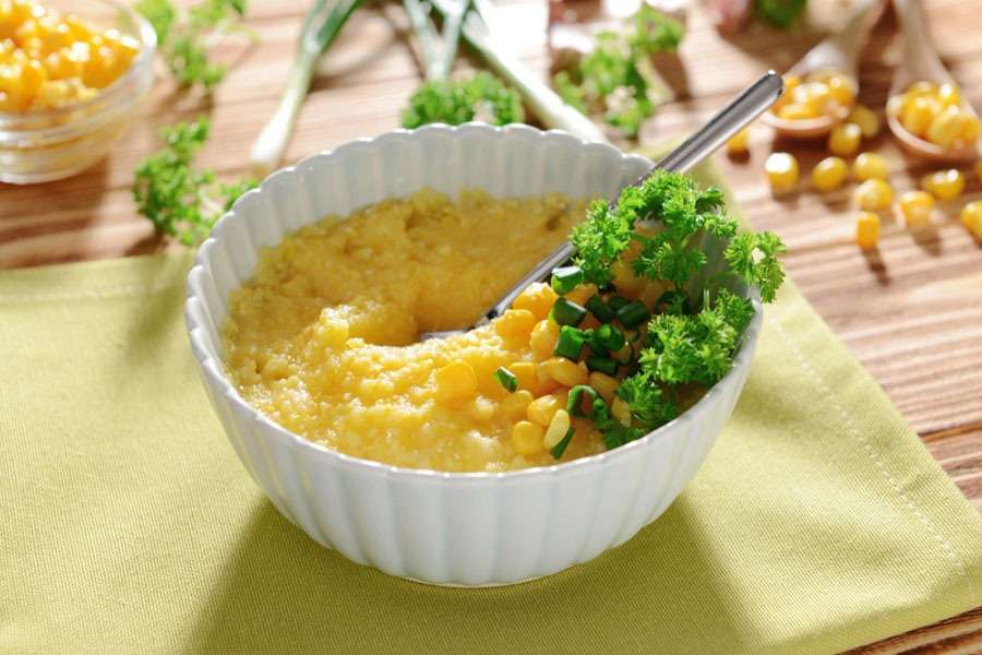 Як приготувати кукурудзяну кашу